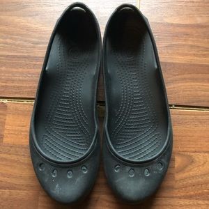 Black croc flats